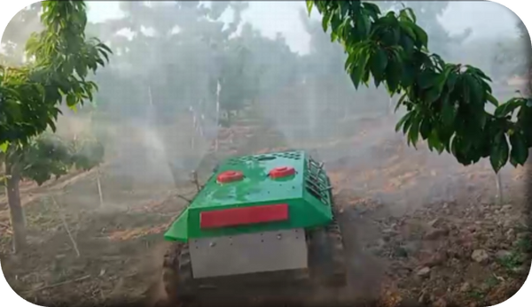 Tracked Orchard Spraying Robot — "Plant Protection Tank"